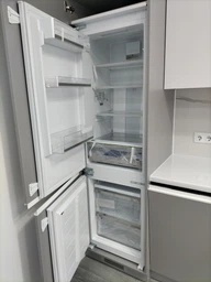 Вбудований холодильник MIDEA MDRE353FGF01 фото від покупців 1