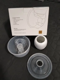 Електричний молоковідсмоктувач Wearable Breast Pump портативний бездротовий молоковідсмоктувач з функцією масажу та стимуляцією лактації білий фото від покупців 2