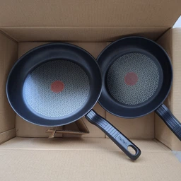 Набор сковородок Tefal Comfort Max (24 см, 28 см) (G726S204) фото от покупателей 3
