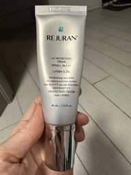 Сонцезахисний крем Rejuran UV Protection Cream SPF50+ PA+++ 40ml фото от покупателей 2