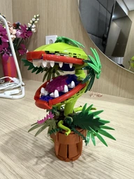 Конструктор букет цветы “Растение-Пиранья Audrey II” цветок каннибал хищник монстр людоед Марио орхидея на 327 элементов фото от покупателей 13
