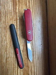 Карманная точилка Victorinox 4.3323