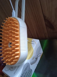 Паровая щетка расческа с ручкой для вычесывания шерсти котов 3 в 1 Steamy Cat Brush Бежевая фото от покупателей 3