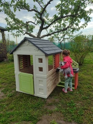 Дом Smoby Toys Life Солнечный с летней кухней 145х110х127 см (7600810739) (3032168107397)