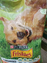 Сухой полнорационный корм для взрослых собак Purina Friskies с курицей и овощами 10 кг фото от покупателей 1