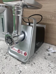 Мясорубка с насадкой для томатов Moulinex HV3 ME307832 фото от покупателей 9