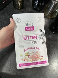Сухой корм для котят Brit Care Cat GF Kitten Growth & Developmen с курицей и индейкой 2 кг фото от покупателей 1