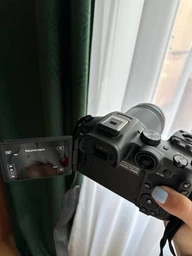 Фотоаппарат Canon EOS R7 Black + RF-S 18-150mm (5137C040AA) фото от покупателей 1