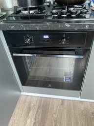 Духова шафа електрична ELECTROLUX EOF3H40BX