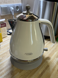 Электрочайник DeLonghi Icona Capitals KBOC2001.W