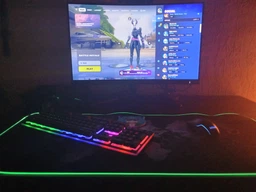 Большой геймерский RGB коврик (игровая поверхность) с подсветкой для мыши 900 x 400 x 3 мм фото от покупателей 9