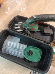 Ножницы-кусторез аккумуляторные BOSCH ISIO 3 (0.600.833.108) фото от покупателей 1