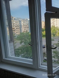 Краска резиновая универсальная TRIORA 247 RAL 9004 черная 1,2 кг фото от покупателей 14