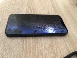 Защитное стекло Privacy iLera DeLuxe Incognito FullCover Glass для Apple iPhone 13 Black фото от покупателей 3