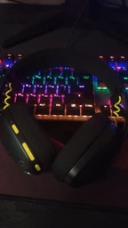 Навушники Logitech G435 LIGHTSPEED Wireless Gaming Headset — White (981-001074) фото від покупців 13
