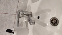 Водонагреватель проточный электрический насадка на кран для нагрева воды с дисплеем LCD BRS White фото от покупателей 3