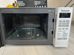 Мікрохвильова піч із грилем Panasonic NN-GT261WZPE фото від покупців 8