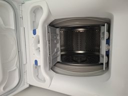Пральна машина з вертикальним завантаженням Electrolux EW6T4272U