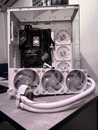 Система жидкостного охлаждения Arctic Liquid Freezer III 360 A-RGB White (ACFRE00152A) фото от покупателей 1
