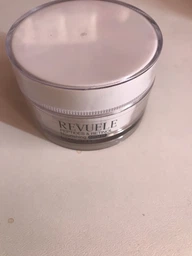 Регенеруючий нічний крем Revuele Пептиди та Ретинол Bioactive 50 мл 3800225902526 фото від покупців 1