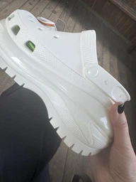 Женские кроксы Crocs Mega Crush Clog Bone M5W7-37-24 см 207988 фото от покупателей 5