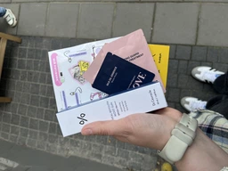 Зволожуючий сонцезахисний крем Dr.Ceuracle Hyal Reyouth Moist Sun SPF 50 / PA++++, 50 ml фото от покупателей 8