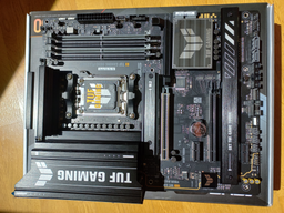 Материнская плата Asus TUF Gaming B850-PLUS Wi-Fi (sAM5, AMD B850, PCI-Ex16)