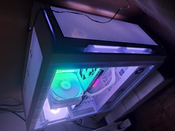 Процесор AMD Ryzen 7 7700 (100-000000592) sAM5 Tray, 3,8 (5,3 GHz Turbo), 32MB, Without Cooler фото від покупців 1