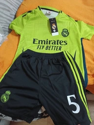 Форма футбольна дитяча Bellingham №5 Реал Мадрид (Real Madrid) 2025, р.24 ріст-135-140 (червона) фото від покупців 1