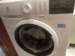 Стиральная машина узкая Electrolux EW6S404WU фото от покупателей 3