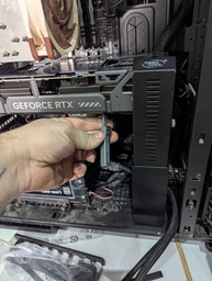 Відеокарта ASUS GeForce RTX 5070 Ti TUF Gaming OC 16GB GDDR7 DLSS4 (TUF-RTX5070TI-O16G-GAMING) EU фото від покупців 17