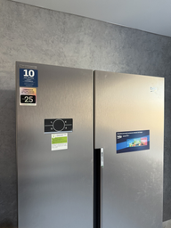 Side-by-side холодильник Beko GN164020XP