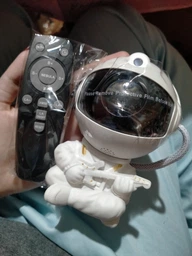 Астронавт космонавт нічник проектор зоряного неба з гітарою Astronaut Nebula Guitar світильник лазерний білий сидячий фото від покупців 2