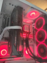 Видеокарта GIGABYTE Nvidia GeForce RTX 5080 GAMING OC 16G (GV-N5080GAMING OC-16GD) фото от покупателей 6