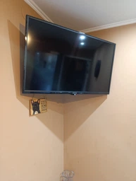 Телевізор LED Mystery MTV-3220HT2