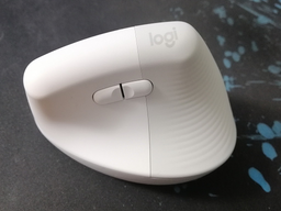 Мышь Logitech Lift Vertical Ergonomic Wireless/Bluetooth Graphite (910-006473) фото от покупателей 2