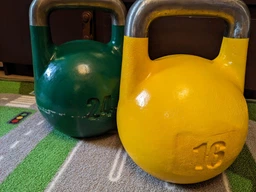 Гиря спортивна професійна UASTRONG - 26 кг. (зелена) фото от покупателей 8