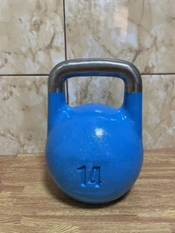 Гиря спортивна професійна UASTRONG - 26 кг. (зелена) фото от покупателей 6