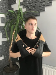 Масажер роликовий Shiatsu масажери масажна подушка для шиї спини попереку голови тіла та глибокого шиацу масажу інфракрасним підігрівом таймером захистом від перегріву 3 рівні для розслаблення вдома з екокожі з дихаючою сіткою фото від покупців 3