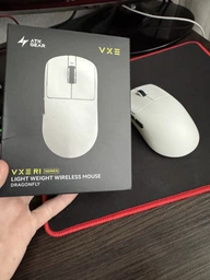 Беспроводная Игровая (2.4G, Bluetooth) VGN VXE R1 SE+ Белая Мышь, PAW3395 SE, 18000 DPI