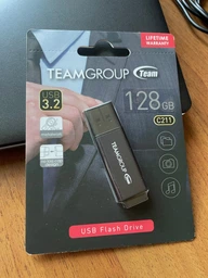 Флеш память USB Team C211 32GB USB 3.2 Gen1 Blue (TC211332GL01) фото от покупателей 4