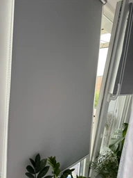 Рулонна штора термо 051 блекаут DecoSharm 52x170 см Білий фото від покупців 10