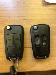 Корпус выкидного ключа для OPEL Astra Н, Zafira, Vectra C, Signum (Опель Астра Н, Зафира, Вектра C, Сигнум) 2 кнопки, лезвие HU100 фото от покупателей 1