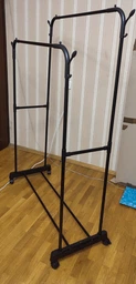 Двойная стойка для одежды черного цвета Double floor Hanger