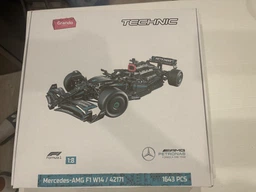 Конструктор-болід на радіокеруванні || Mercedes-AMG F1 W14 || Гоночна машина на пульті || Technic 1:8 (1642 деталі) фото від покупців 2