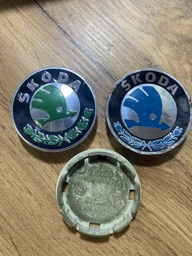 Колпачок заглушка на литые диски Skoda 56мм IZD601151A