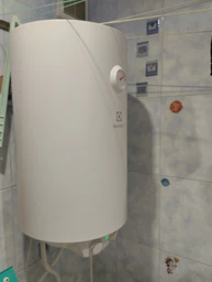 Бойлер Electrolux EWH 100 MGM PRO EEC
