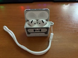 Захисний чохол Deexe Cassette Design для AirPods 4 - Grey фото від покупців 3