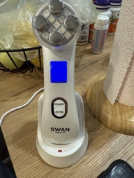 Микротоковый массажер для лица и шеи Swan Beauty Skin Boost RF-30 MS EMS массажер с микротоками от отеков лифтинг и тонус кожи мощный для омоложения с микротоками светотерапия аккумуляторный белый фото от покупателей 5