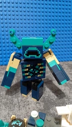 Конструктор LEGO Minecraft Встреча с Боронителем 238 деталей (21274) фото от покупателей 2
